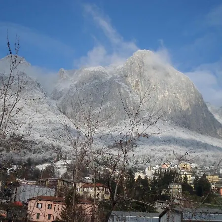 Maple Creek Lejlighed Lecco